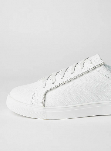 Низкие кроссовки Низкие кроссовки